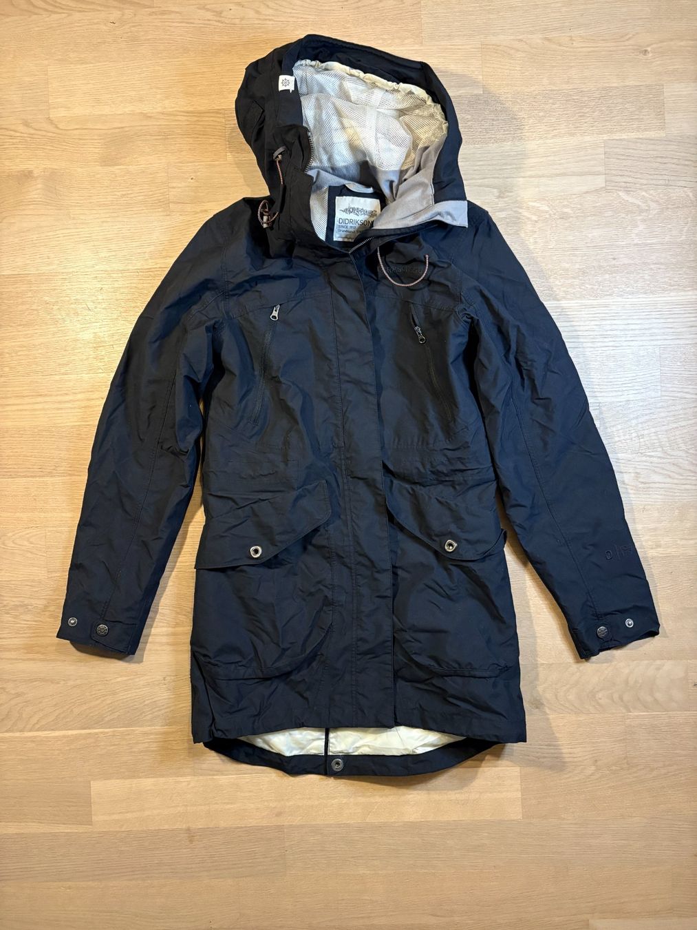 Didriksons Cappotti: Didrikson Nora Parka – Usato da Elgg venduto da Jo_Naj