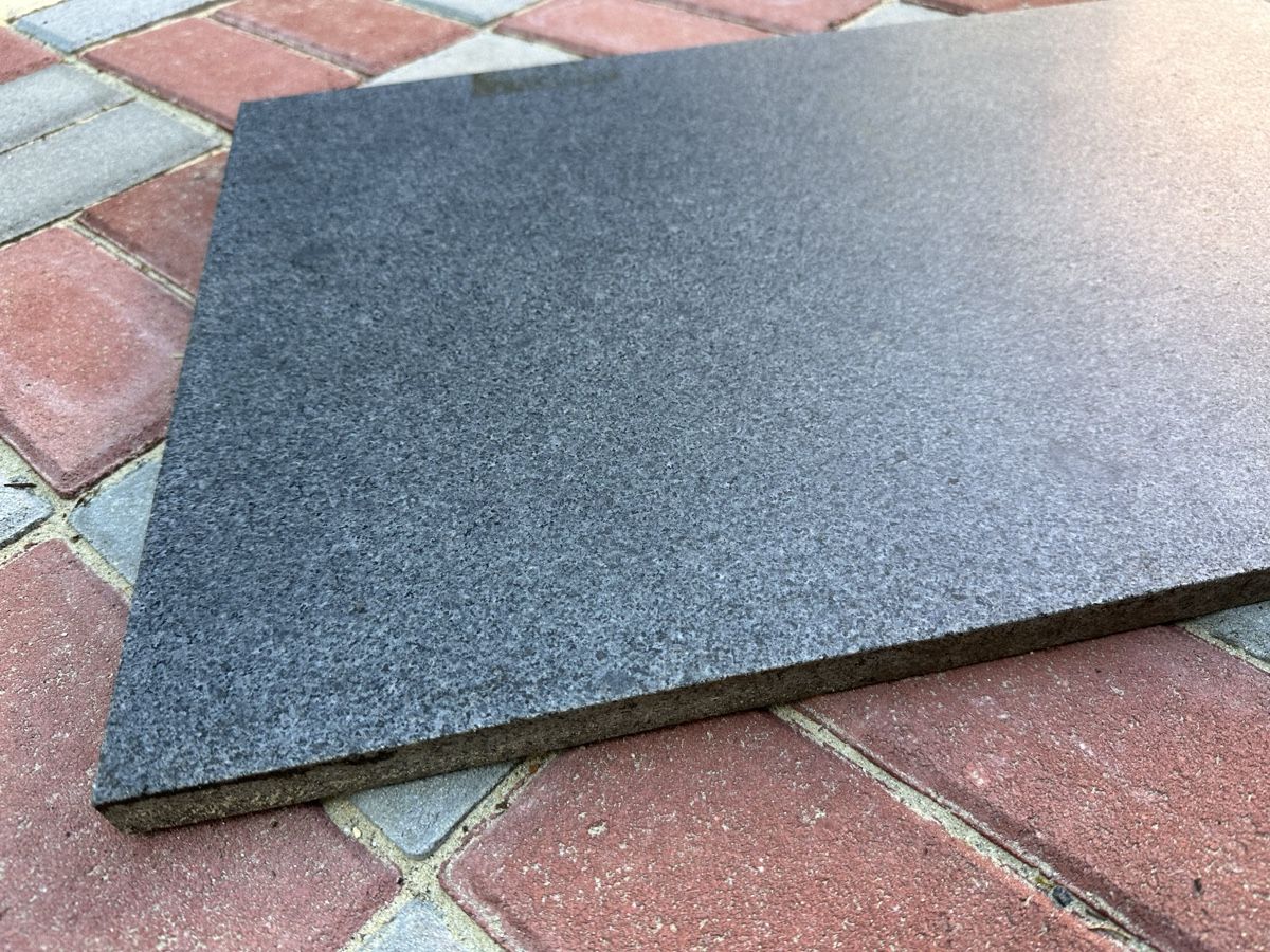 Bodenbeläge: Granit Terrassenplatten – Gebraucht aus Reute AR von lomi9445 1