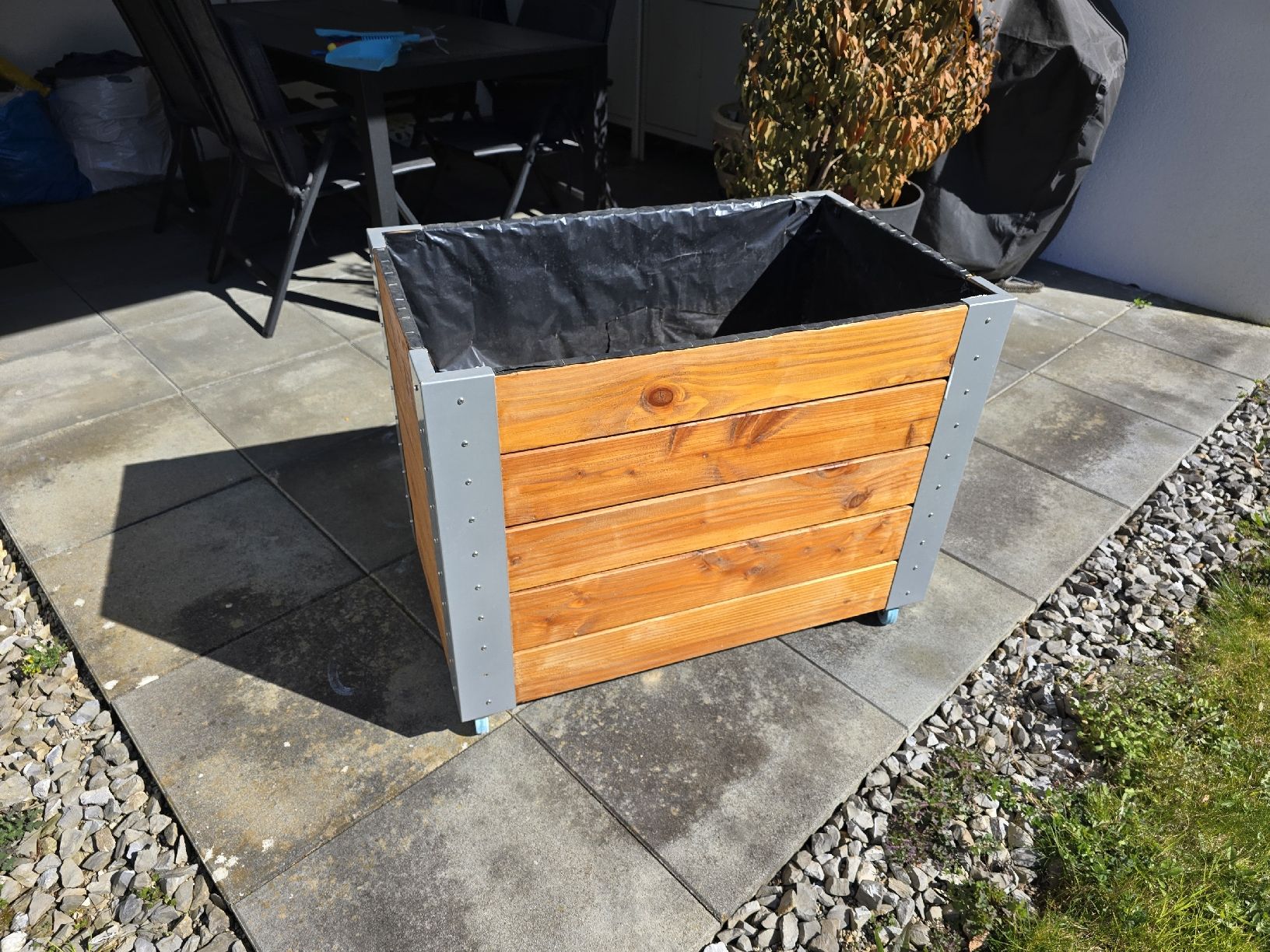 Auflagenboxen: Hochbeet Mobil 90 × 55 × 73 cm – Gebraucht aus Burgdorf von dasMuh08