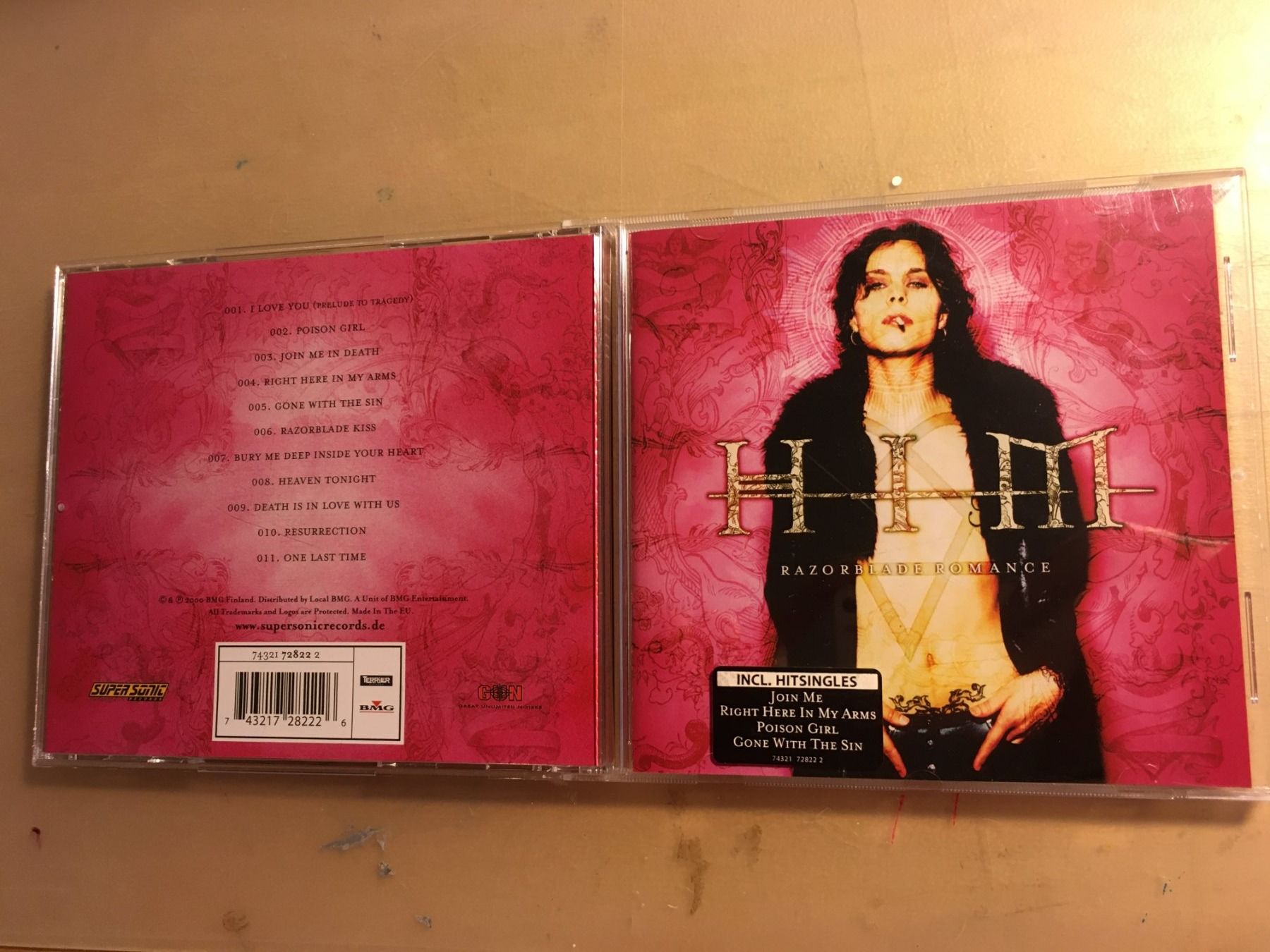 CD: HIM - Razorblade Romance (2000) Album CD – Usato da Kerzers venduto da la_356