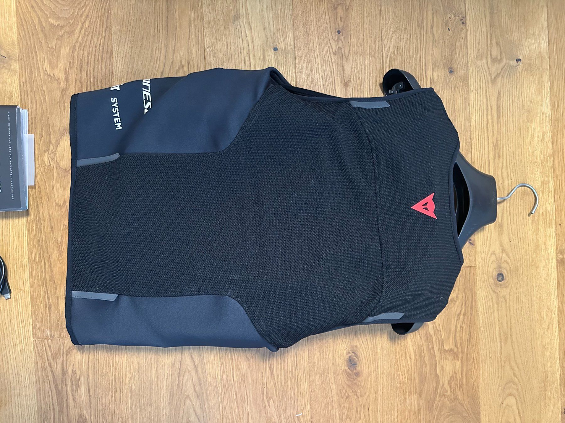 Dainese Protezioni & Imbottiture: Dainese Smart D-Air V2 Airbag Weste – Usato da Ichertswil venduto da kae_qw87 2