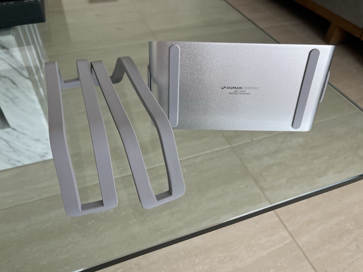 Racks & Cavalletti: Vertical Laptop Stand (New) – Nuovo (secondo la descrizione) da Uitikon Waldegg venduto da CosimoVio 2
