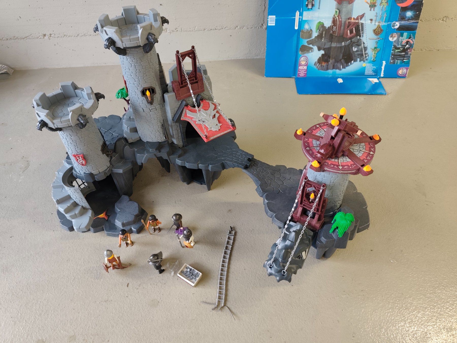 Playmobil Spielzeuge: Playmobil Drachenturm 4836 – Gebraucht aus Oberkulm von FairTreasures 1