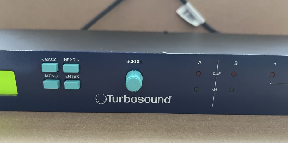 Egaliseurs: Turbosound LMS-D4 – D'occasion à Basel par La.Bonne.affaire 2