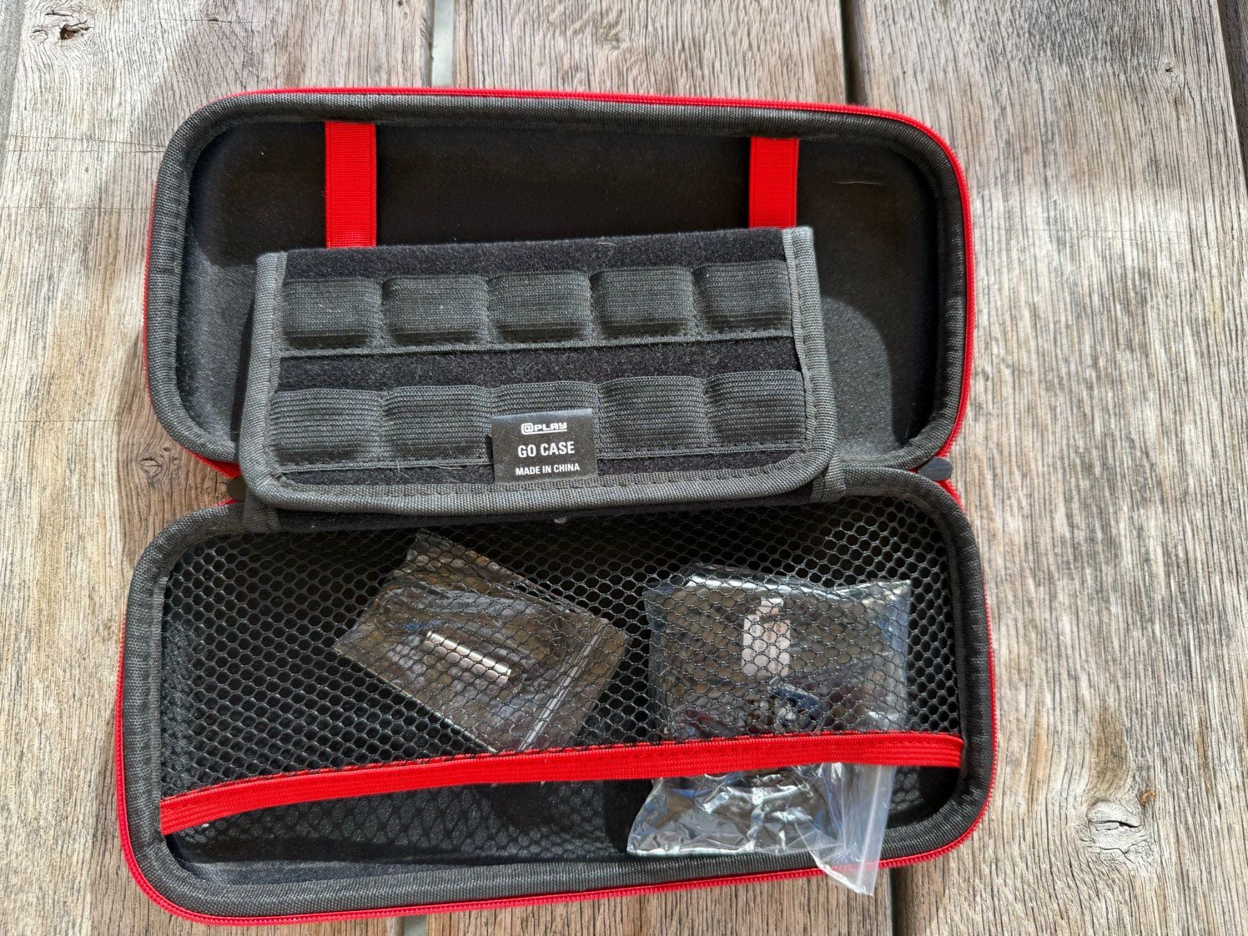 Nintendo Console: Nintendo Switch Neon komplett + Starter Kit + Bluetooth – Usato da Zetzwil venduto da gent1974 5