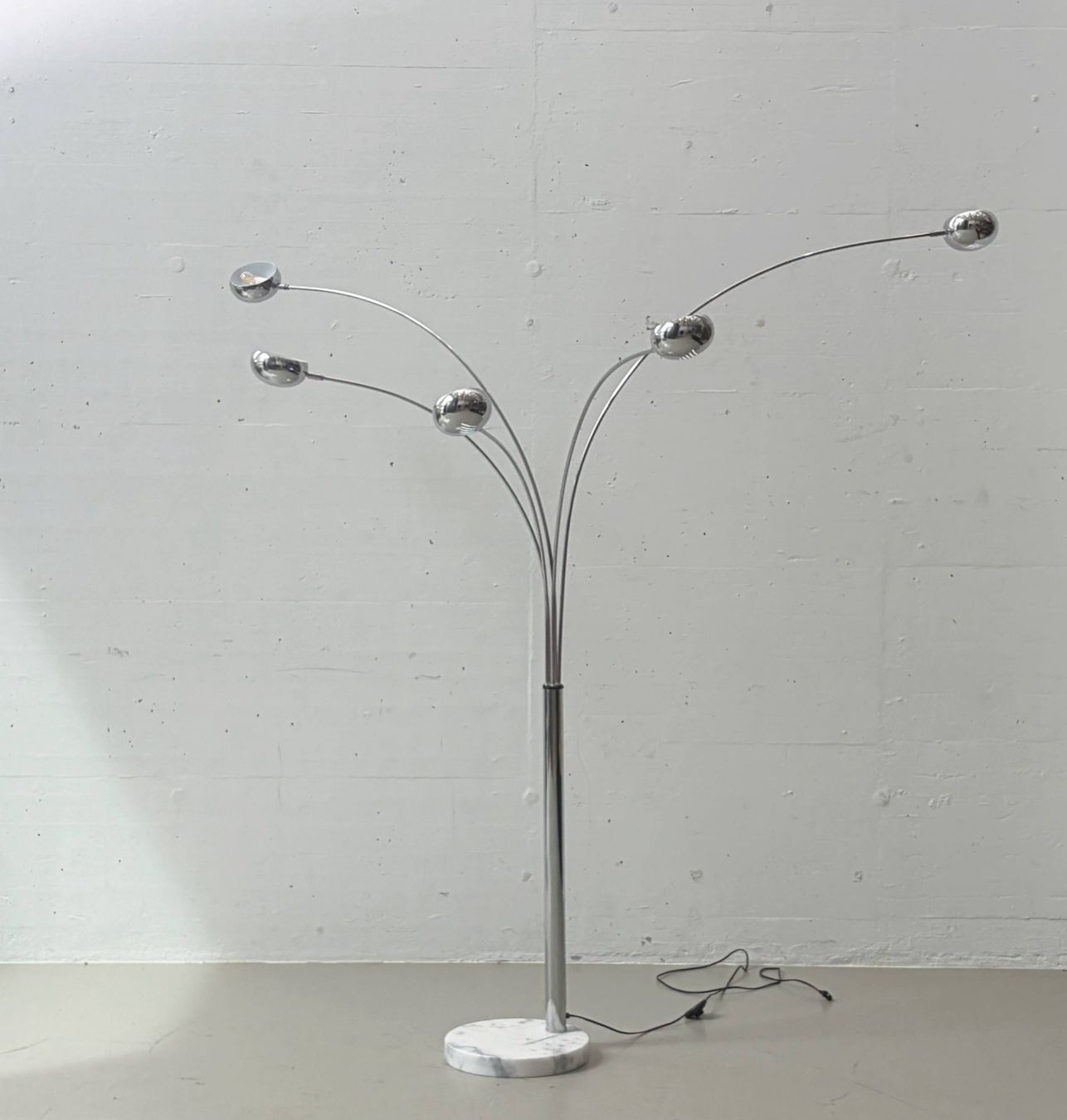 Kare Lampes: Chrom Stehleuchte Five Fingers von KARE Design – D'occasion à Zürich par LeMoege 2