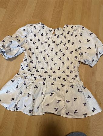 Bluse mit Blumenmuster