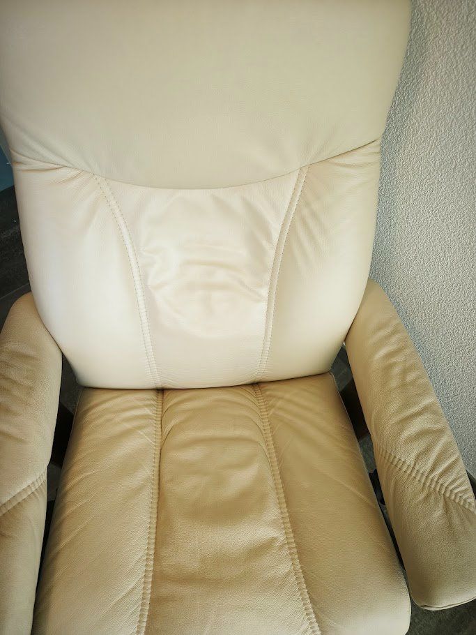Stressless Sessel: Stressless Relax Sessel mit Hocker Leder Creme – Gebraucht aus Toffen von Immo-Erben 6