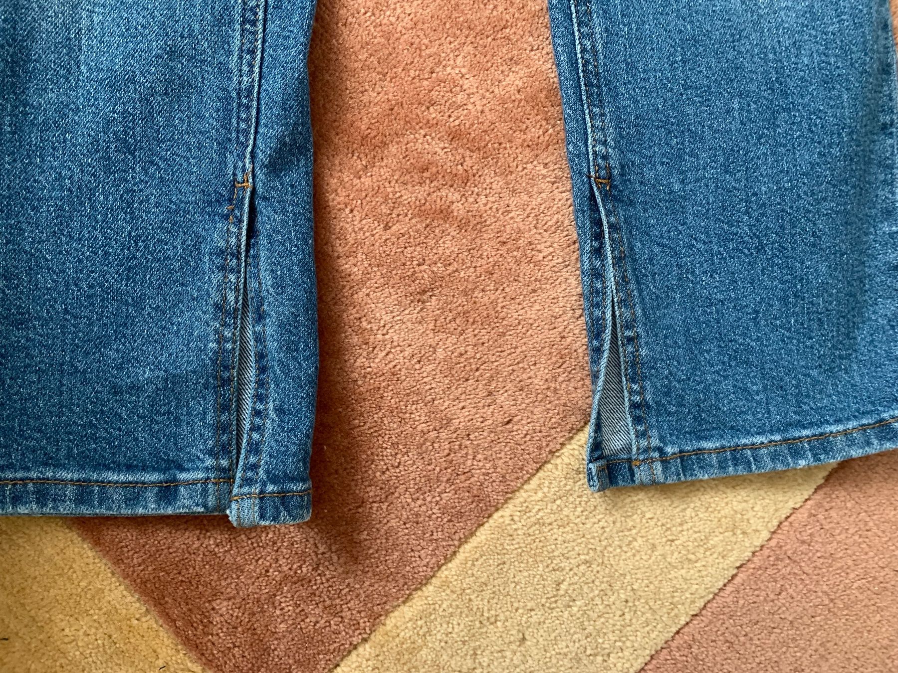 Zara Pantaloni: Jeans Mädchen mit Schlitzen Gr152 – Usato da Biel-Benken BL venduto da BelginE 1
