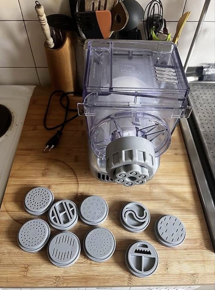 Ohmex Appareils de cuisine: Machine à pâtes ohmex PAS 2200 – D'occasion à Yverdon-les-Bains par cam_n5vv 1