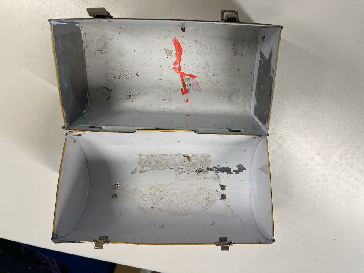Disney Giocattoli: Sammeln Disney-Köfferchen aus Metall  – Usato da Bern venduto da Bruja007 4