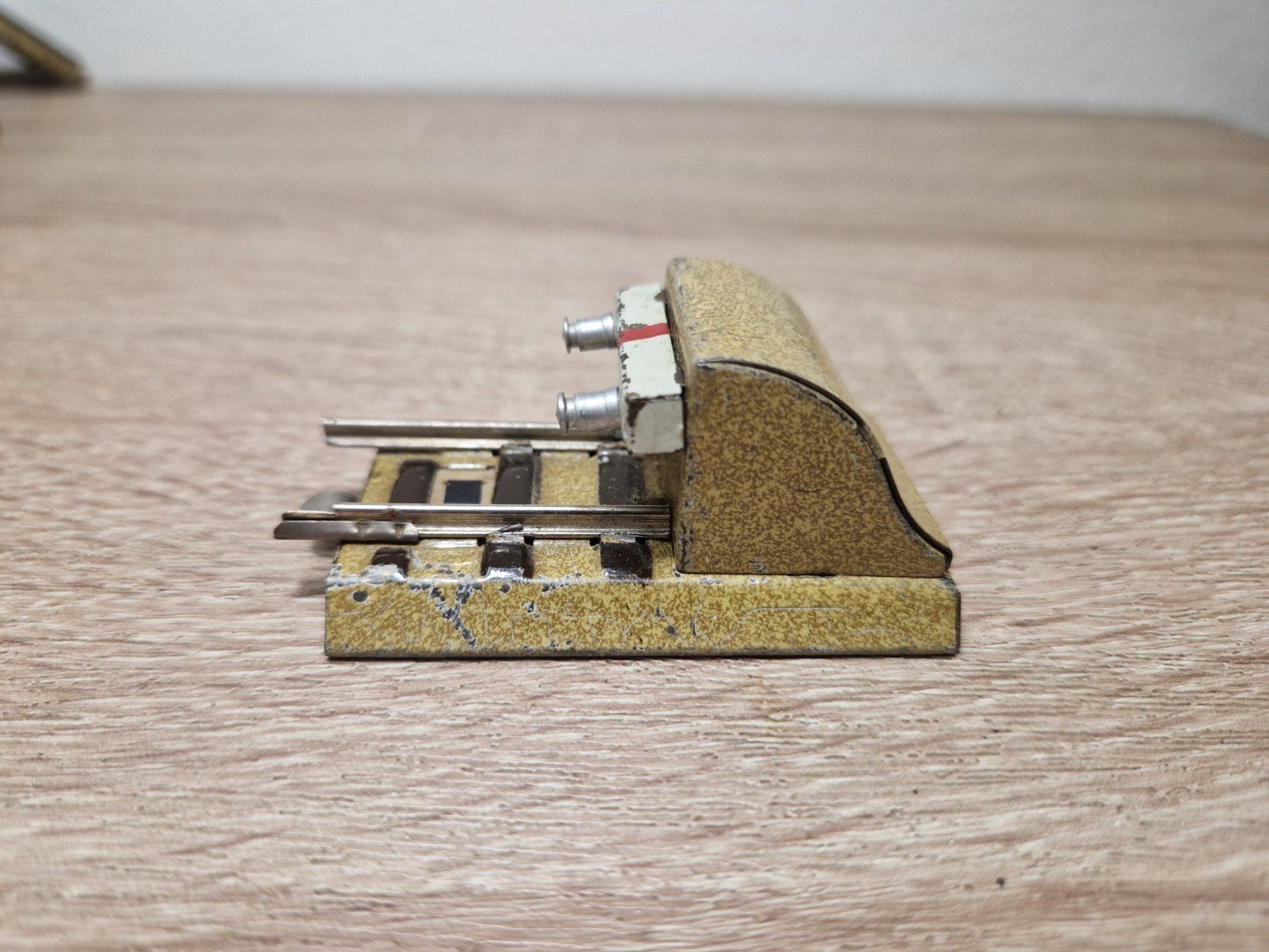 Märklin Modelleisenbahnen: Märklin 462 Prellbock M H0 – Gebraucht aus St-Aubin-Sauges von Lo_Go 1