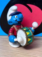 Schlumpf mit Trommel / Orchester