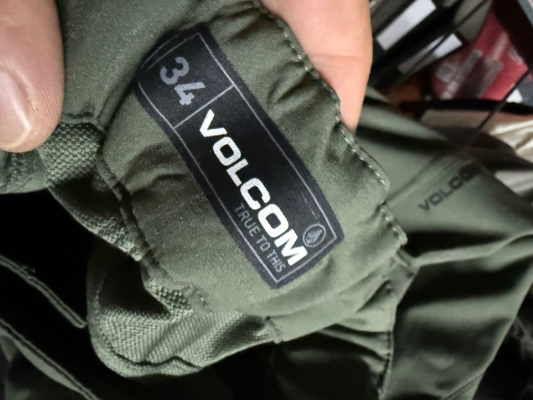 Volcom Hosen: Volcom trail ripper Mtb pant 34 – Gebraucht aus Giubiasco von Darkemperor 4
