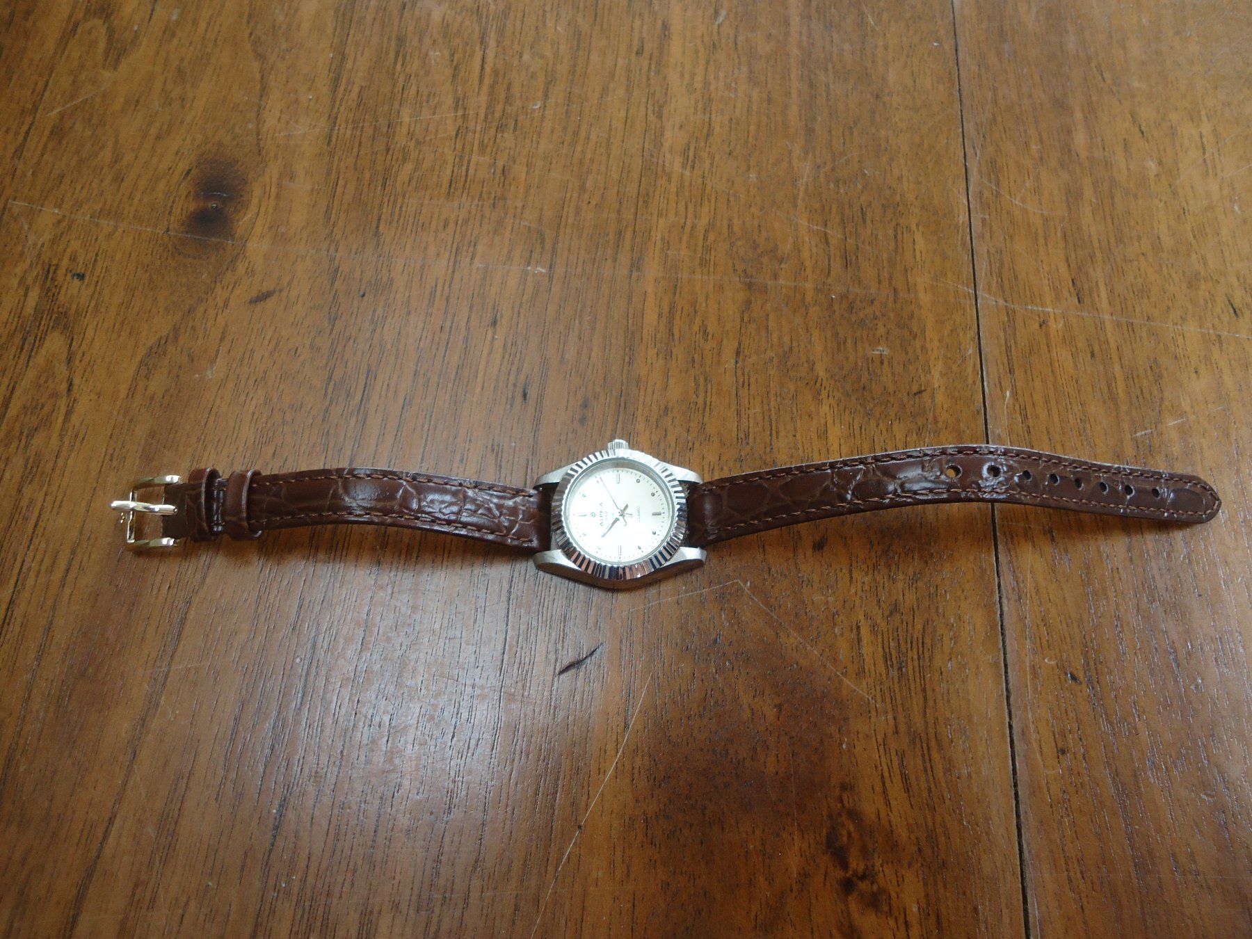 Uhren: Montre femme Alpha Basic – Gebraucht aus Vessy von mafabe 2