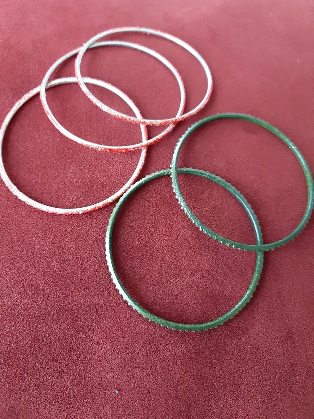 Bracciali & Braccialetti: 5 Armreife Neu – Nuovo e nell'imballaggio originale da Schmitten venduto da Renistern68