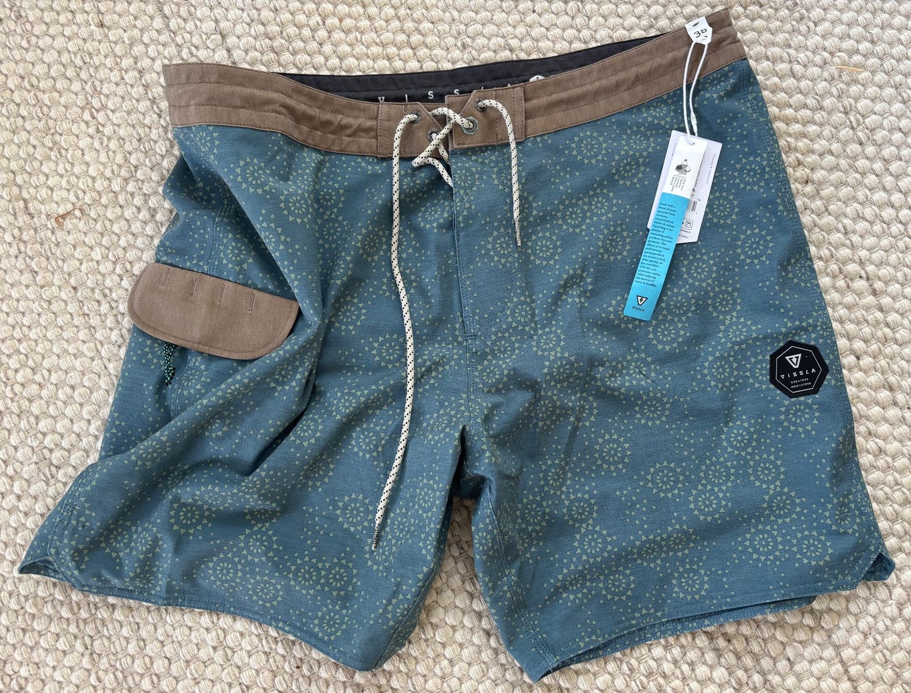 Costumi da bagno: VISSLA Morsea 17.5" Boardshort – Nuovo e nell'imballaggio originale da Thalwil venduto da Swisshoneys 3