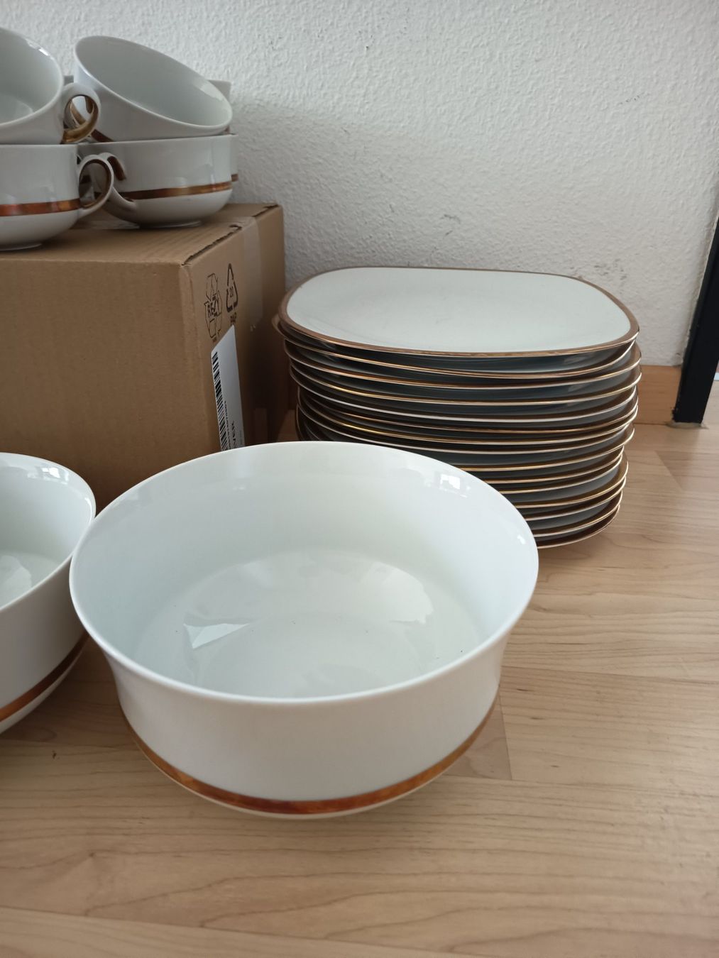Set di piatti: Vintage Langenthal Geschirr Set 67 Teile – Usato da Wangen b. Olten venduto da crea_look 4