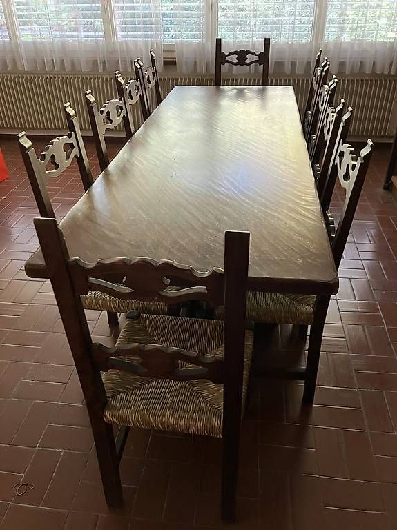 Set di tavolo e panche: Tavolo in legno massiccio – Usato da Arogno venduto da gio_2nnj