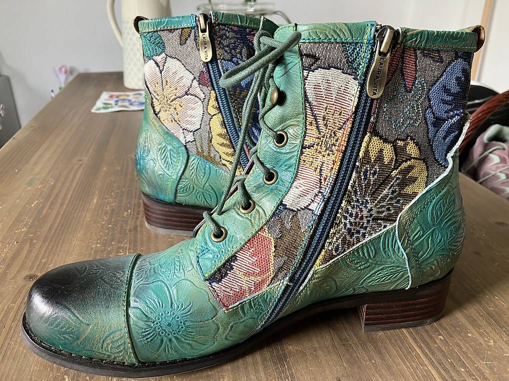 Chaussures femmes: Damenschuh Laura Vita 41 – D'occasion à Langnau i. E. par pia_5nlf 1