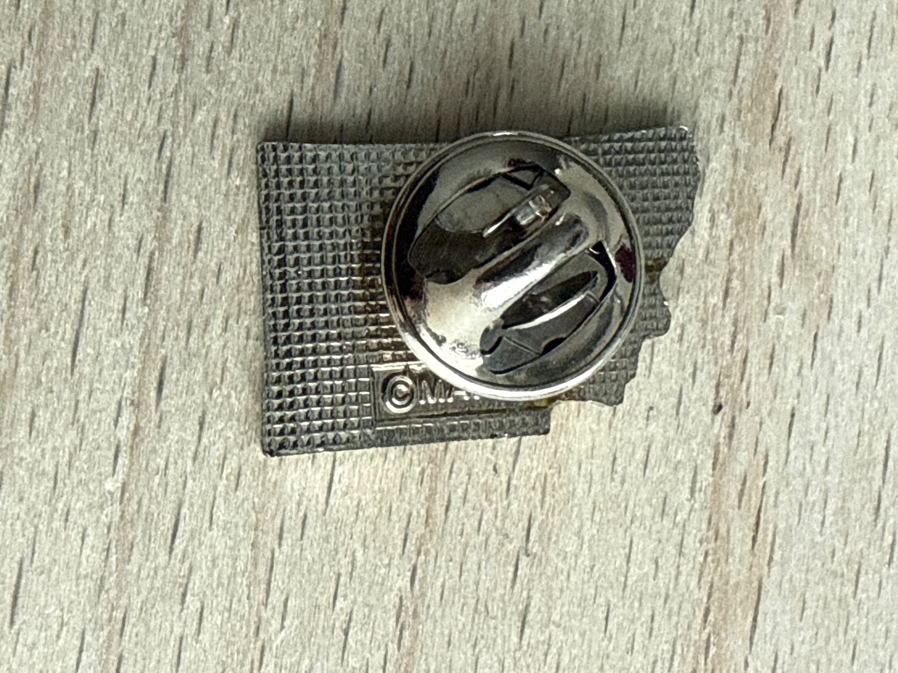 Placchette & Badge: Pin Montana – Usato da Glattbrugg venduto da Schweigmatt 1