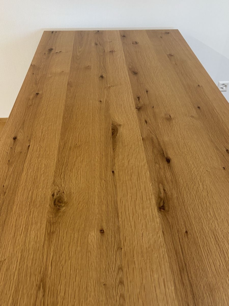 Conforama Tavoli: Esstsich 180cm eiche tisch (3monate alt) – Usato da Zizers venduto da Lolipop33333 3