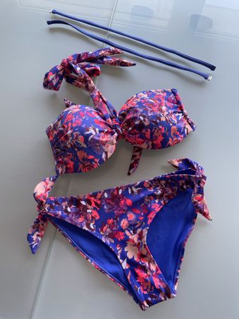 Bikini H&M Floral Bleu Coral, taille 36/42, jamais porté 🌸