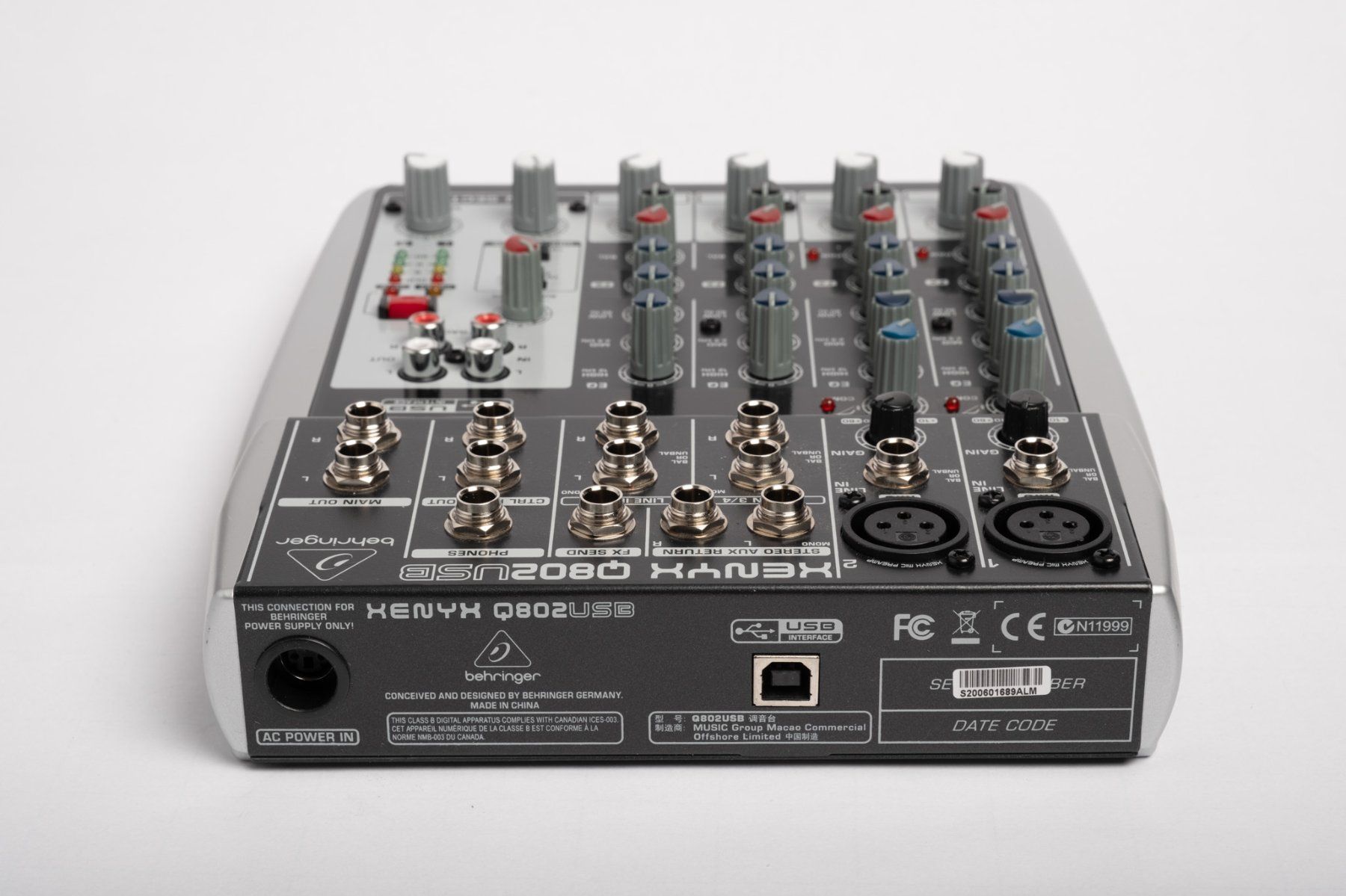 Behringer Console di mixaggio: Behringer XENYX Q802USB USB-Mixer – Usato da Utzenstorf venduto da soma3427 3