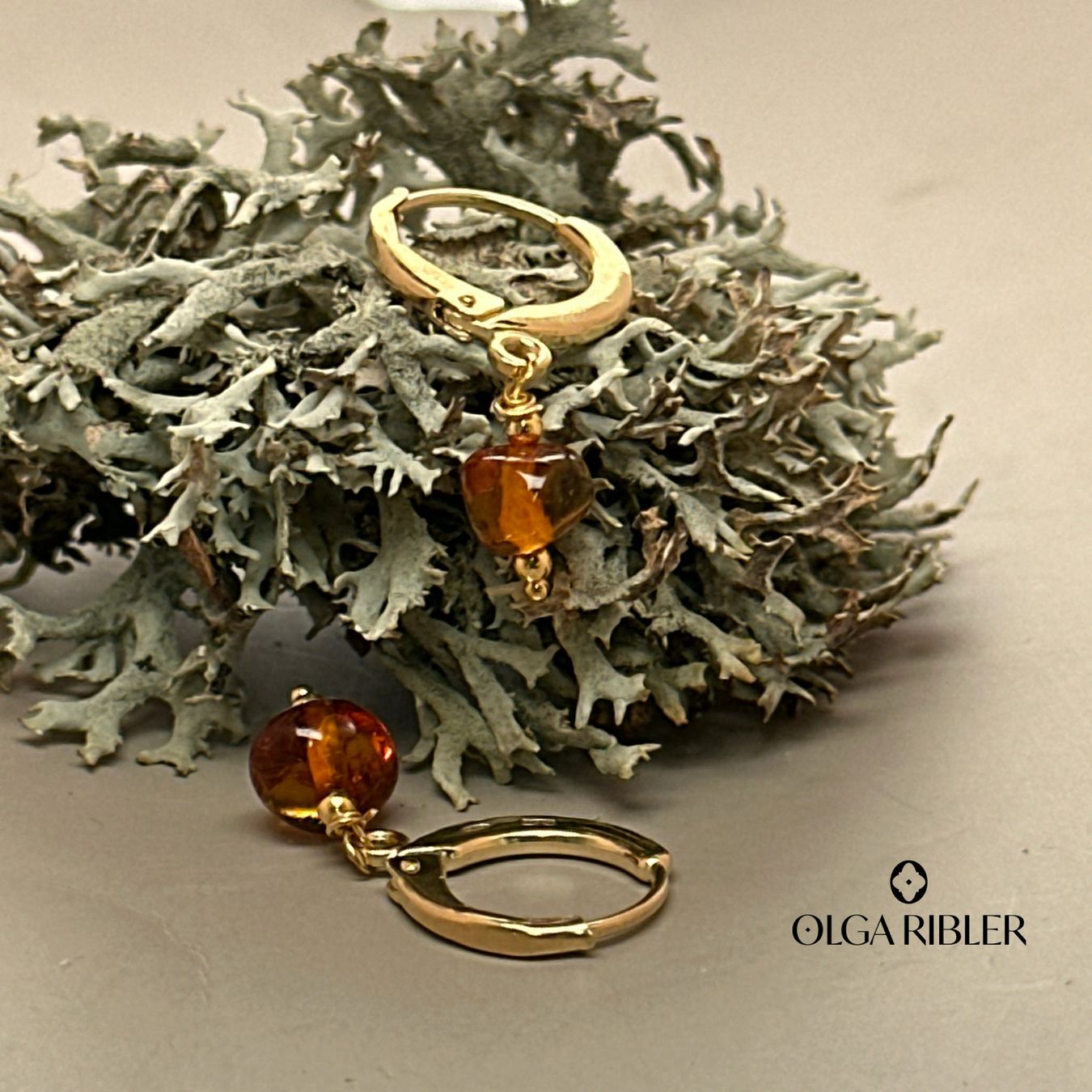 Olga Ribler Orecchini pendenti & Orecchini a lobo: Sterling Silber 925 Creolen  mit Bernstein – Nuovo (secondo la descrizione) da Luzern venduto da Schmuckoutlet 2