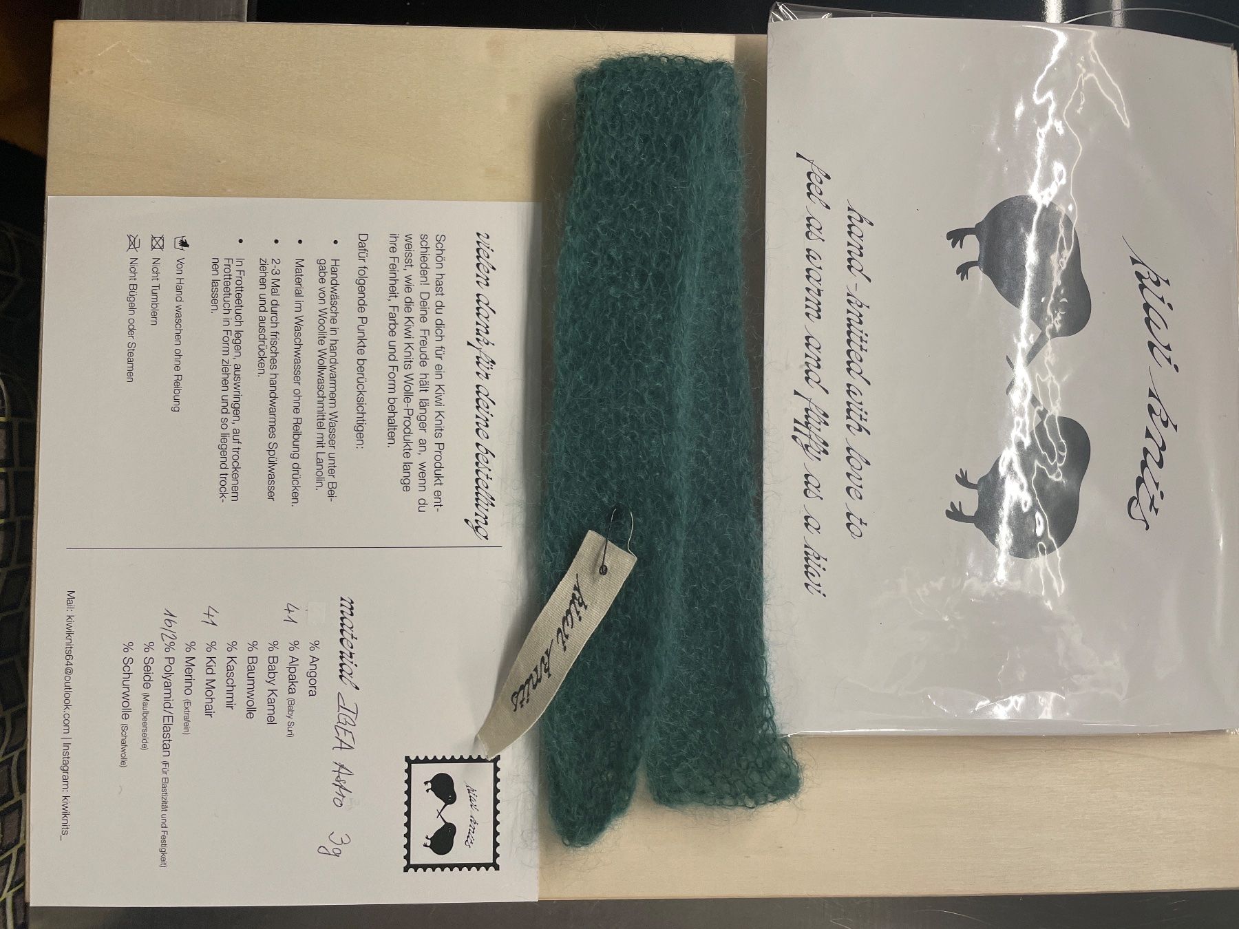 Foulards, Tücher & Schals: Tiny Scarf, Grünblau – Neu und originalverpackt aus Zürich von echt01 1