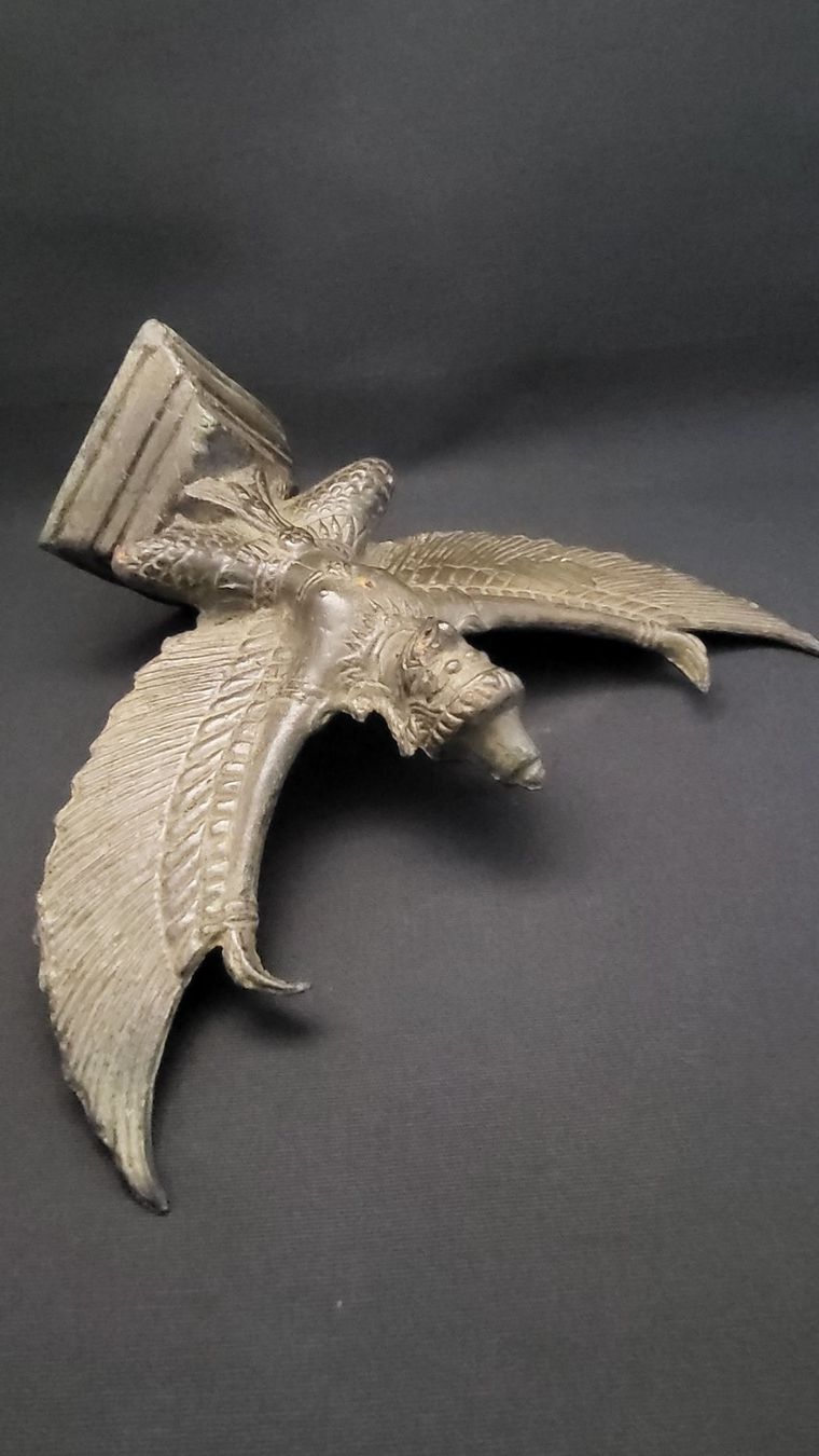 Statuette: Antike Bronze Garuda Statue, Schutz & Kraft – Usato da Basel venduto da spinne02 6