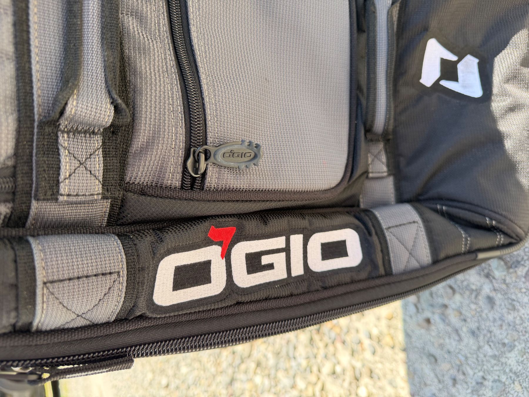 Borse: OGIO Trolley mit Kipling Tasche Set – Usato da Otelfingen venduto da Yossi-68