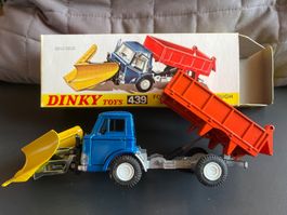Dinky Toys Ford D.800 Snow Plough and Tipper Truck