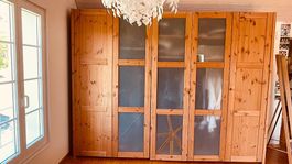 Kleiderschrank