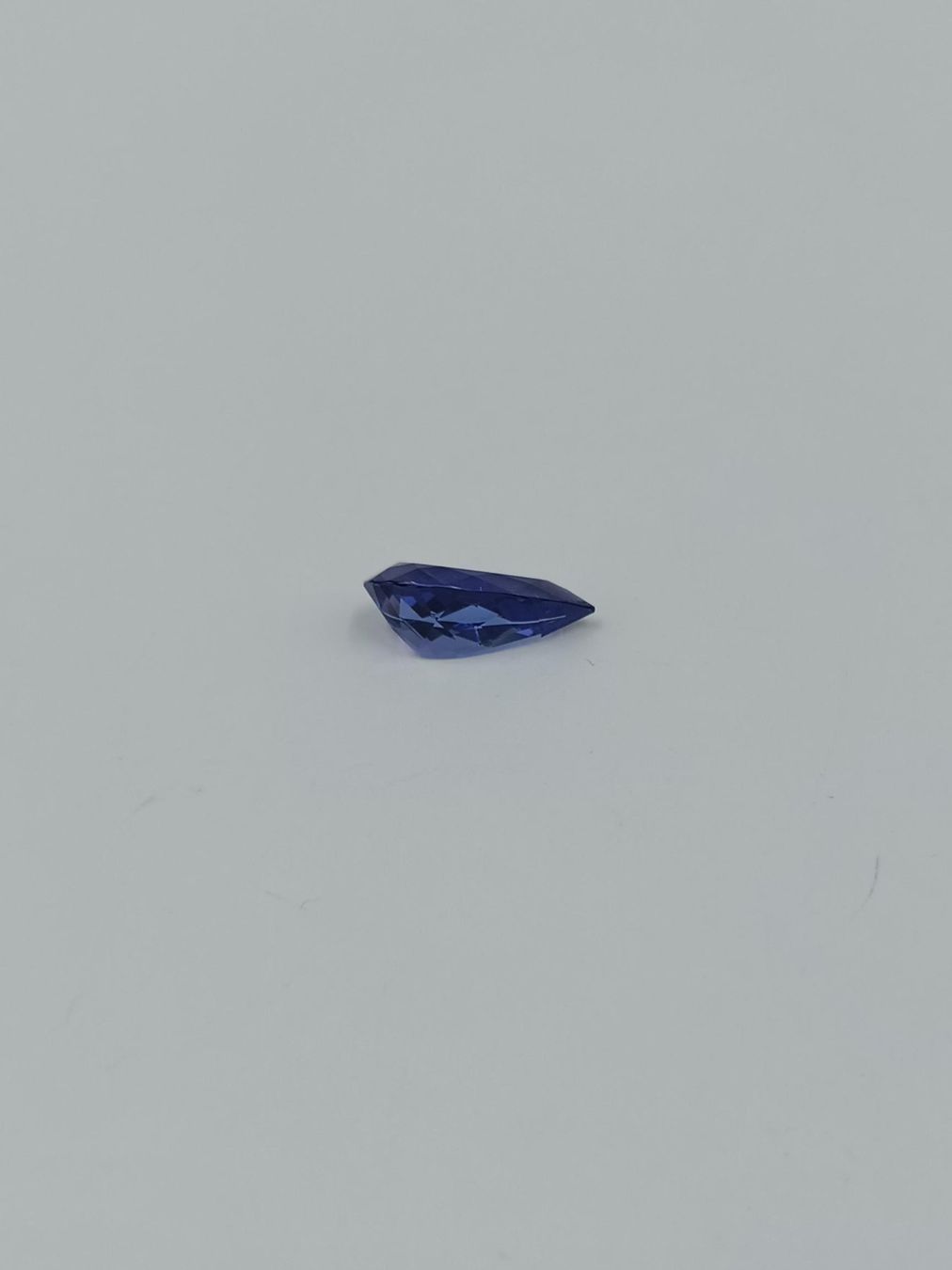 Pietre preziose: 1 LEUCHTENDER TANSANIT, 6.17 CT. – Usato da Luzern venduto da EdiGem 6