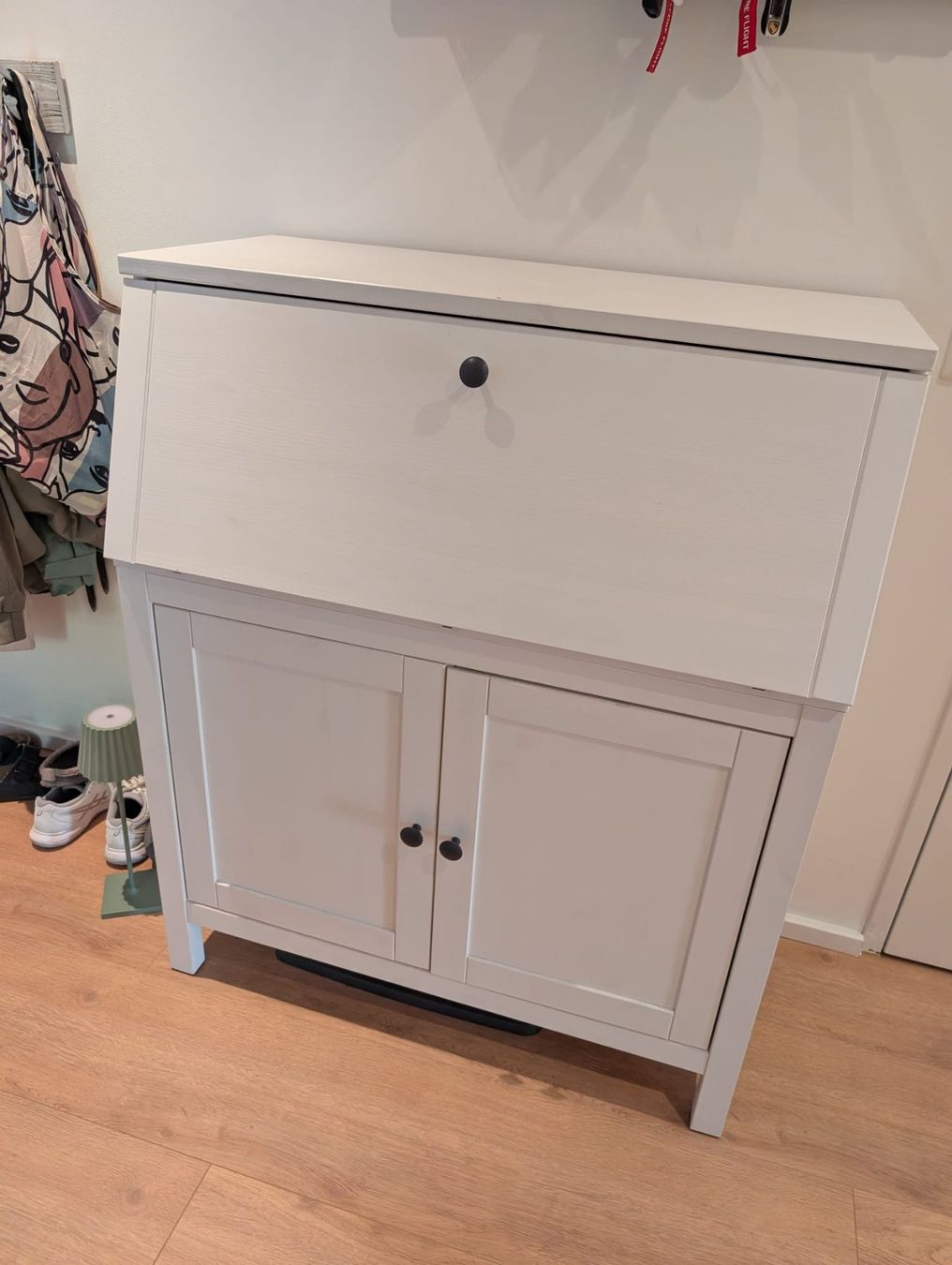 Ikea Cassettiere: IKEA SEKRTÄR HEMNES – Usato da Bottighofen venduto da rolbec