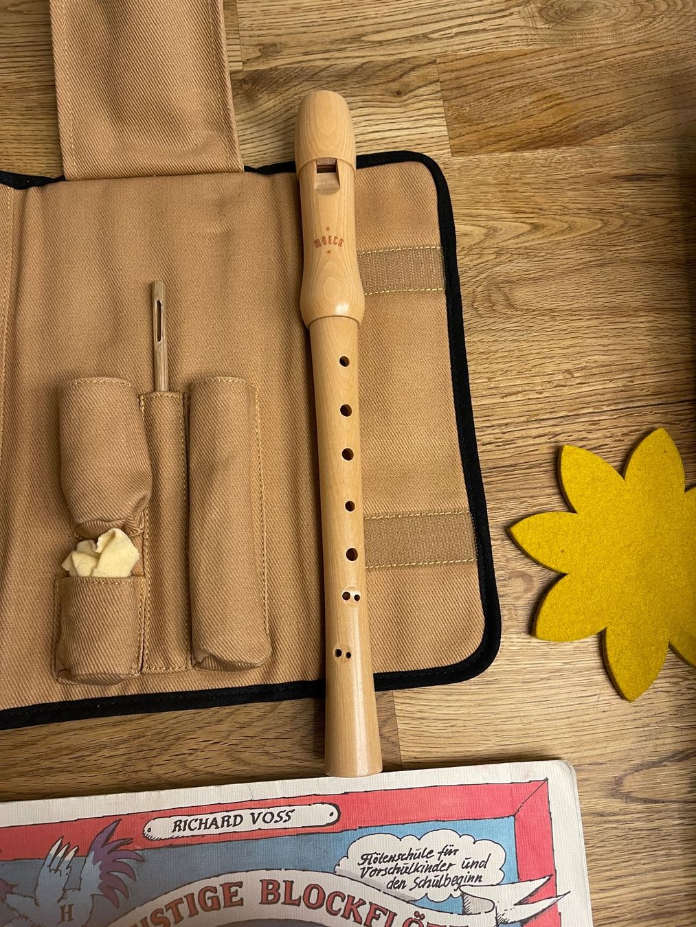 Strumenti musicali: 2 Stück Moeck Blockflöten + Notenheft, – Usato da Gattikon venduto da Guegis66 5