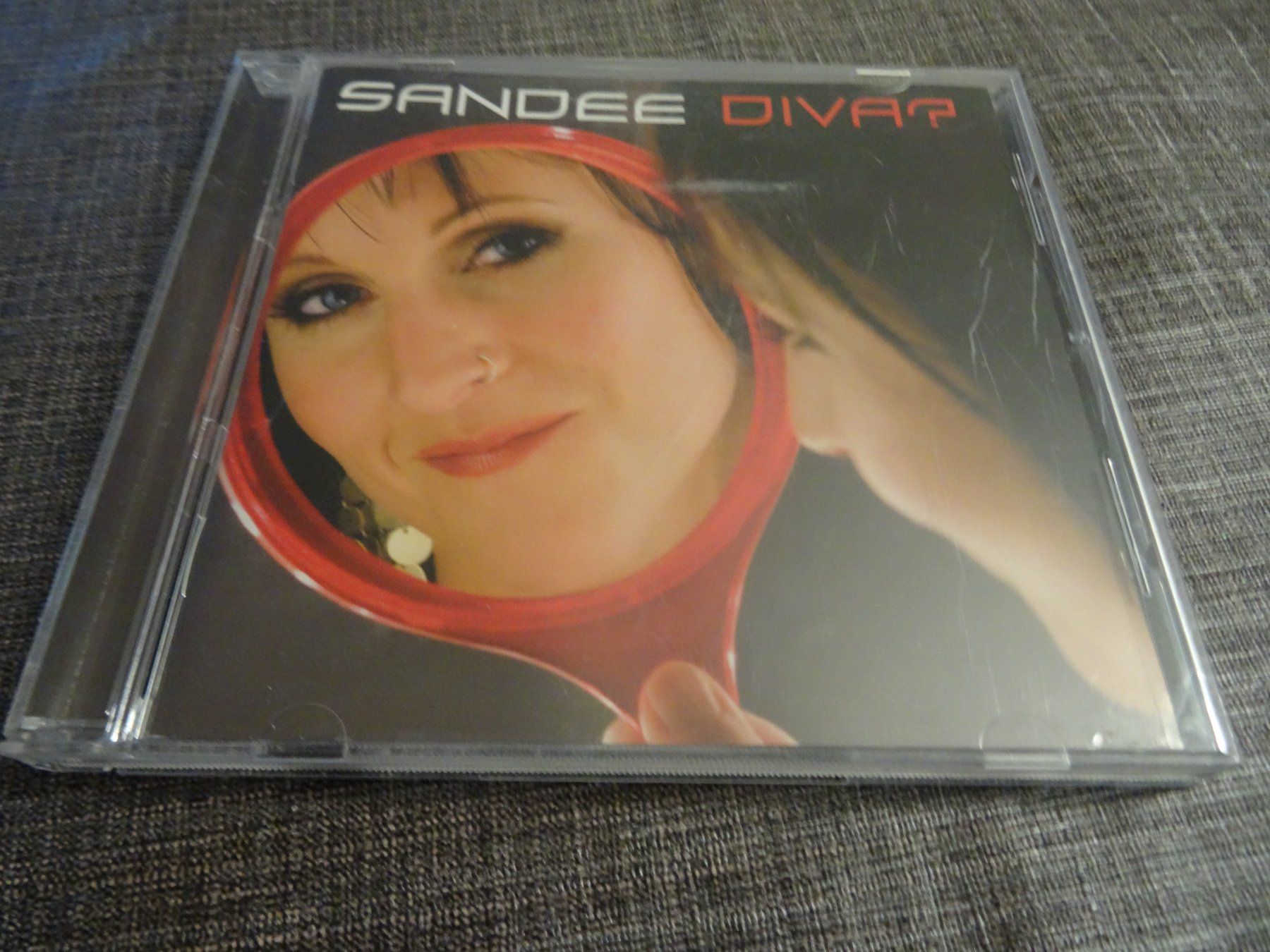 CD: Sandee - Diva? CD – Usato da Olten venduto da Disc-Ausverkauf