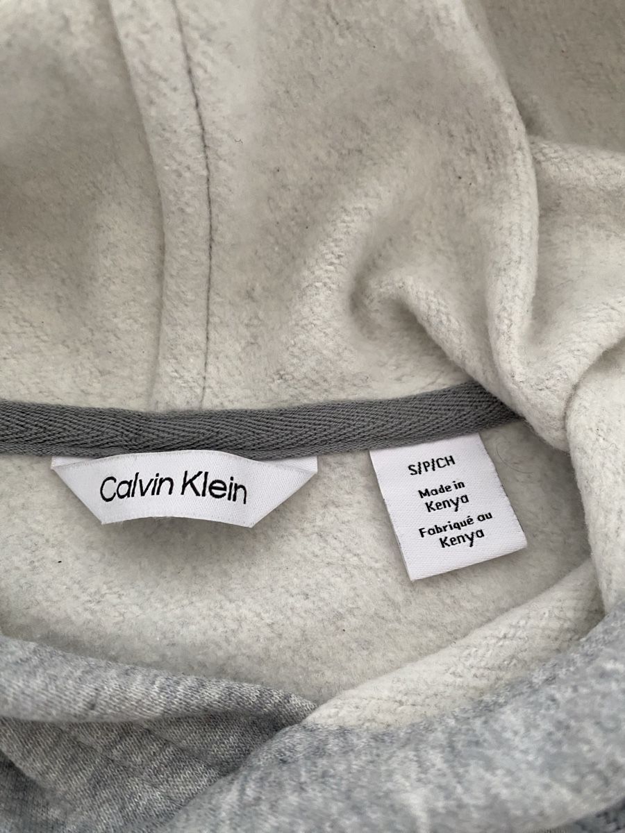 Calvin Klein Pullover & Sweatshirts: Calvin Klein Kaputzen Pullover – Gebraucht aus Opfikon von Luis144 6