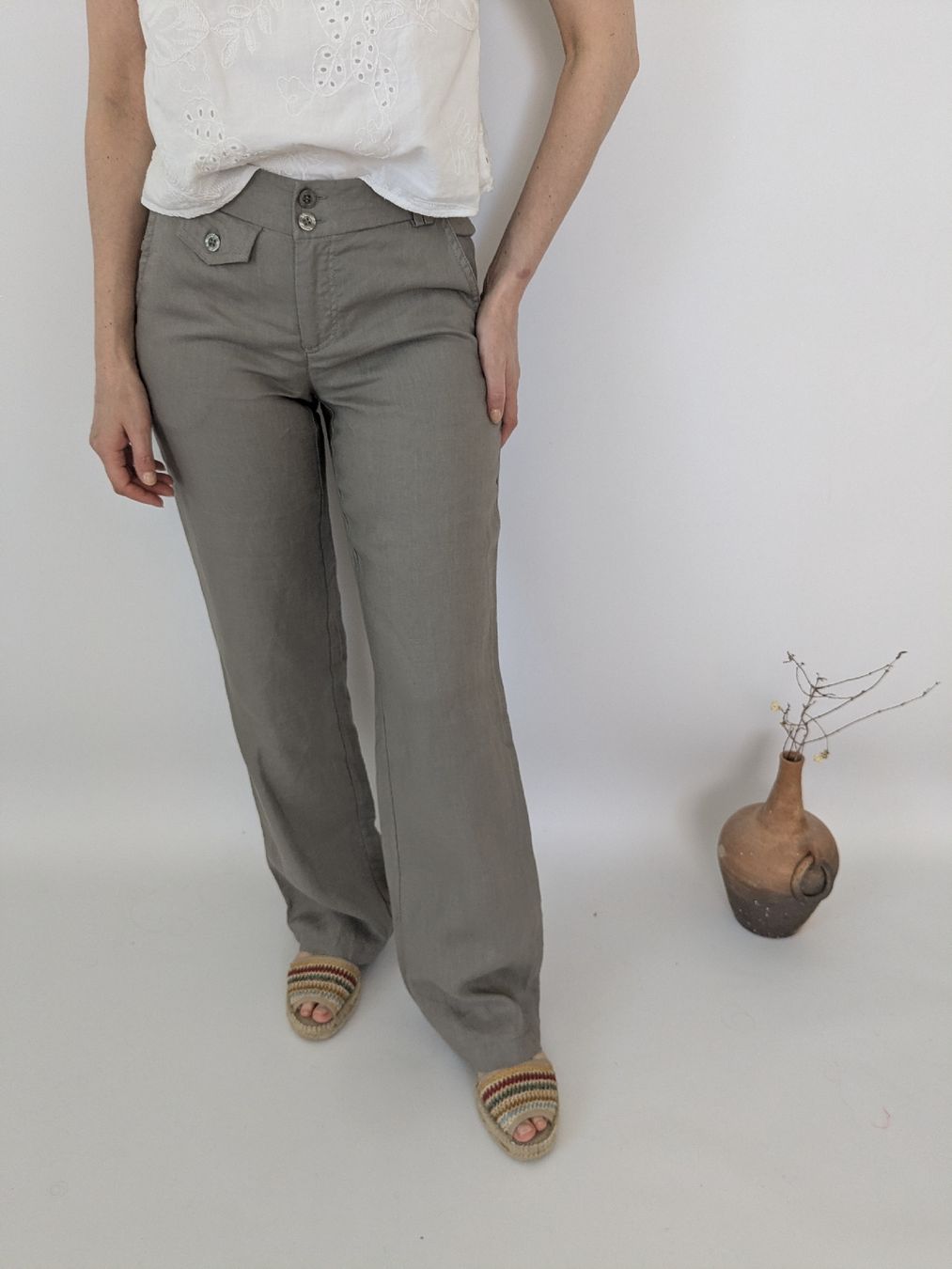 Maddison Hosen: Damen Hose beige Grösse 34 Leinen  – Gebraucht aus Rorschach von olg_5qq2