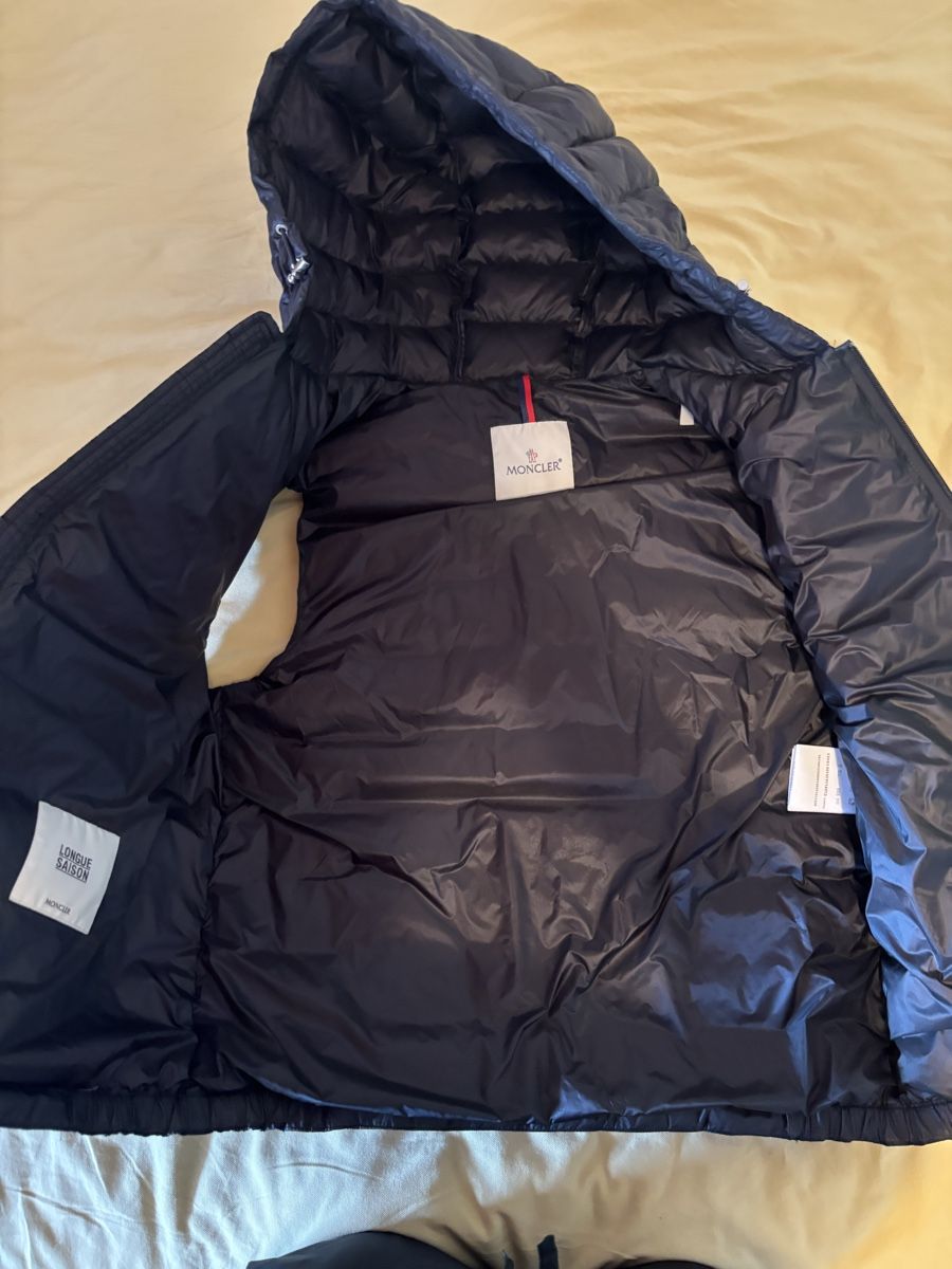 Gilet & Giacche: Moncler weste – Nuovo (secondo la descrizione) da Stettlen venduto da jas_m8ld 1