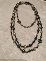 Elegante Chanel Perlenkette, bicolor - Zeitloser Schmuck!