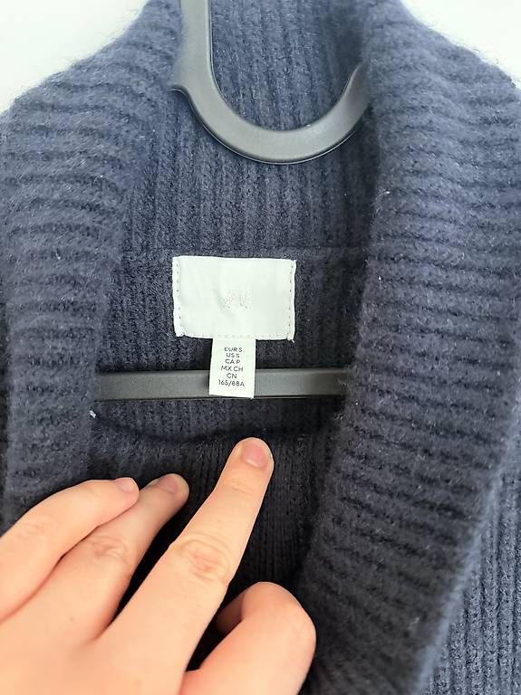 Maglioni & Felpe: H&M Rollkragenpullover mit Reisverschluss – Usato da Neuenegg venduto da sina.lndr 3