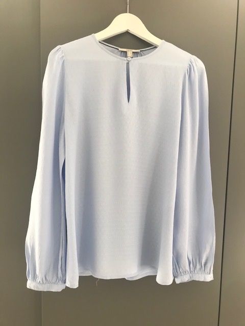 Esprit Blusen: Bluse in hellblau – Gebraucht aus Flurlingen von Tobia04