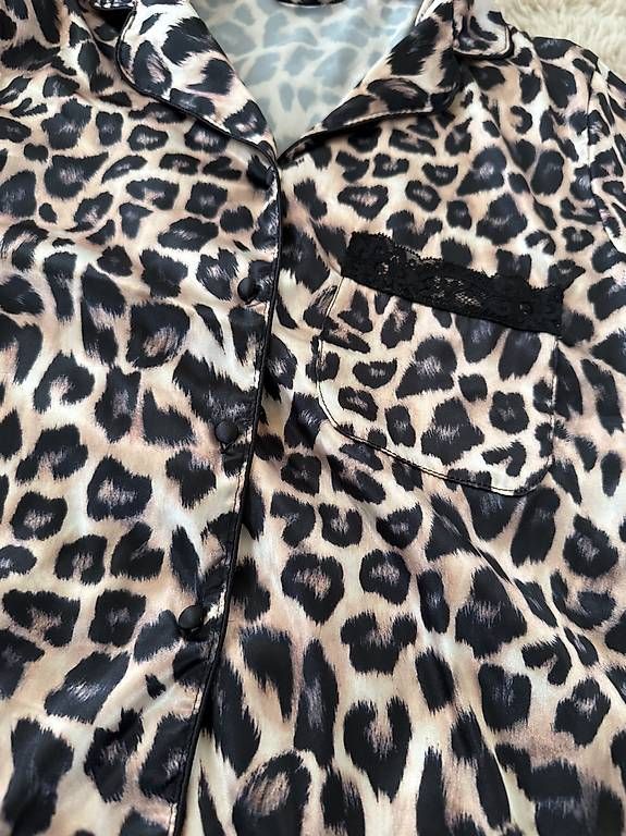 Négligés & Pyjamas: Pyjama-Set Leo  Satinoptik  – D'occasion à Zwingen par KatjaM 3