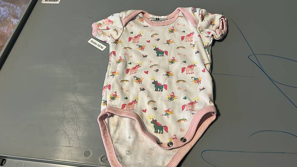 Lotti & Set di vestiti: Sehr gut erhaltene Kinderkleider Grösse 56 – Usato da Wangen SZ venduto da ger_w2mv 4