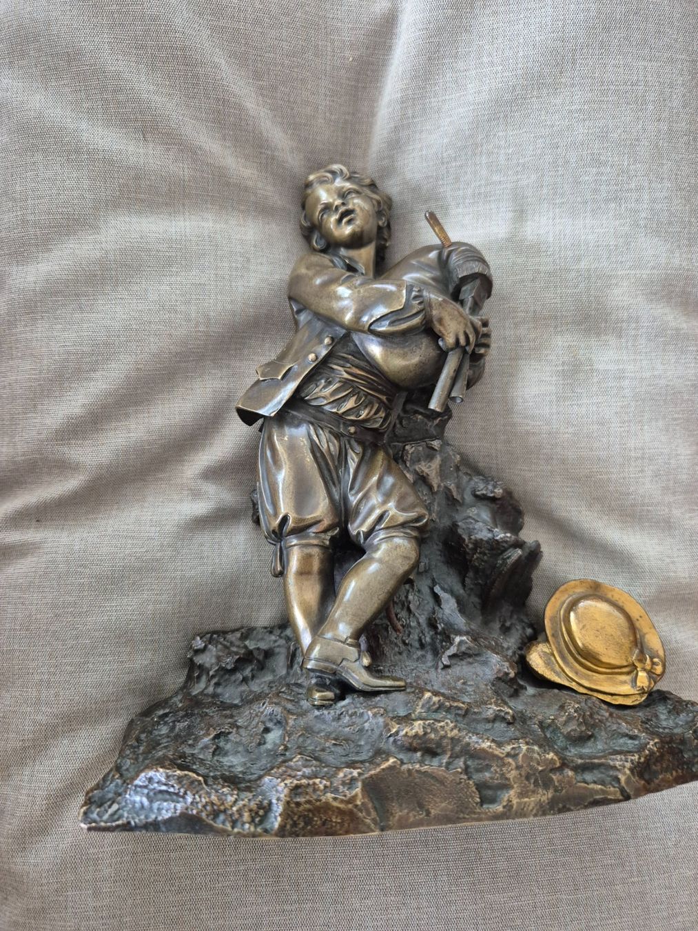 Figuren: Statue bronze XIX ème garçon cornebuse – Gebraucht aus Fully von tameab 4