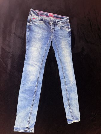 Jenas Hosen Damen