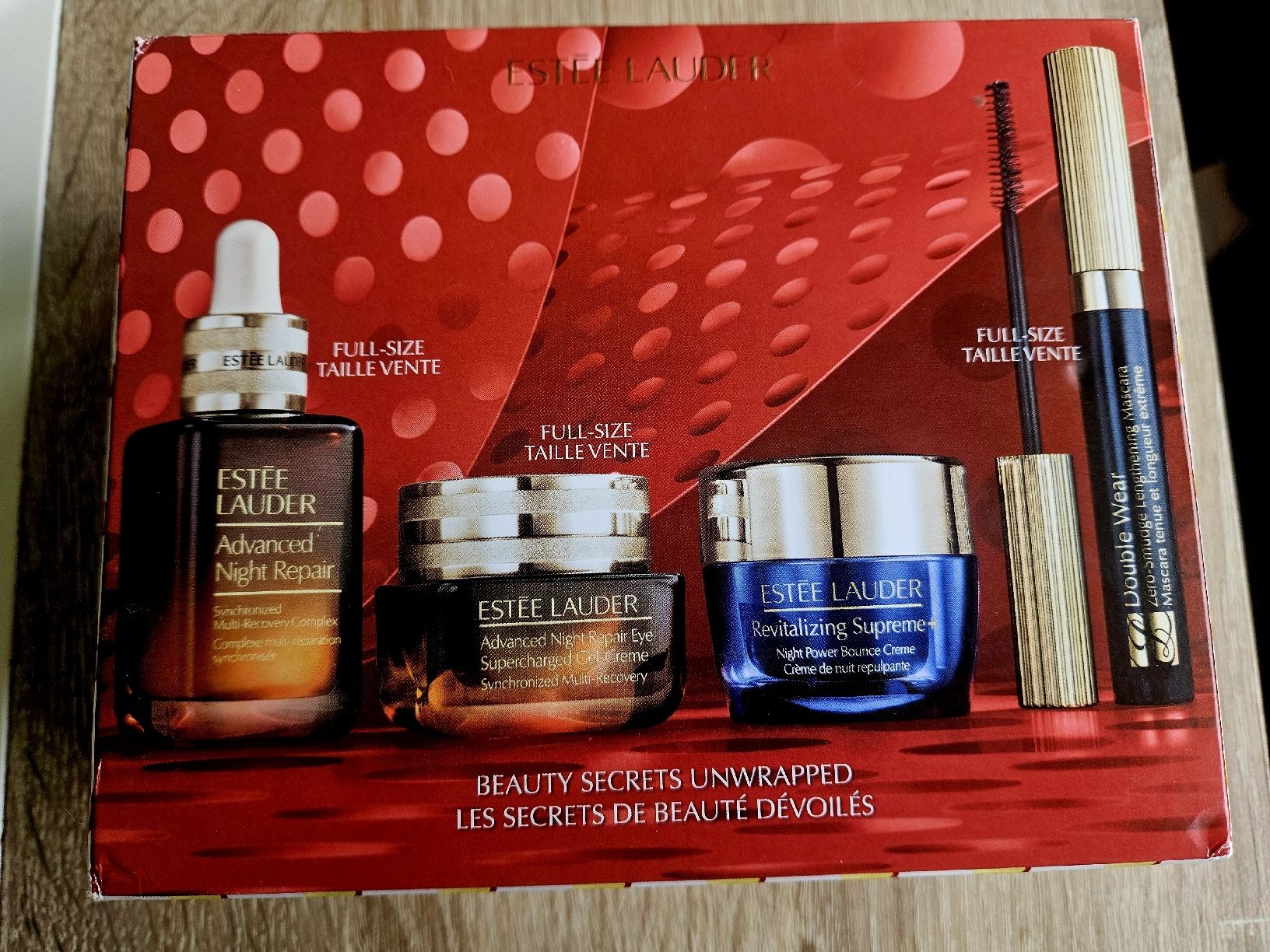 Estée Lauder Cura del viso: estee Lauder Pflege Set – Nuovo e nell'imballaggio originale da Thun venduto da Sunshine_92