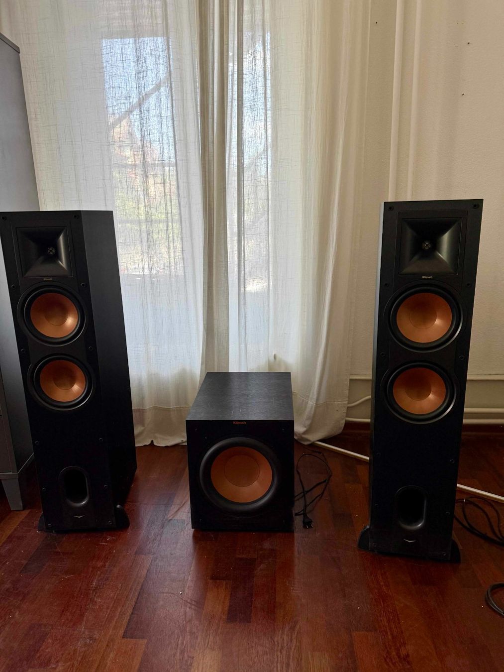 Klipsch Lautsprecher: Klipsch R-28F + caisson Klipsch R-12SW – Pack – Gebraucht aus Neuchâtel von miVerde